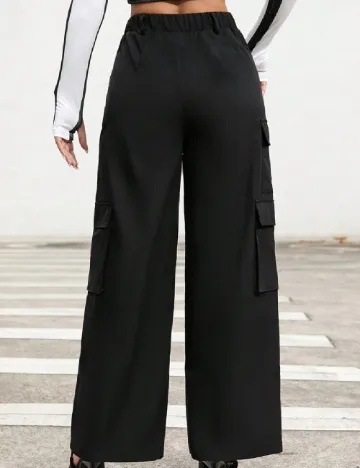 Pantaloni SHEIN, negru Negru