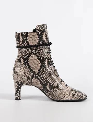 Botine Kendall&Kylie, imprimeu sarpe Animal print