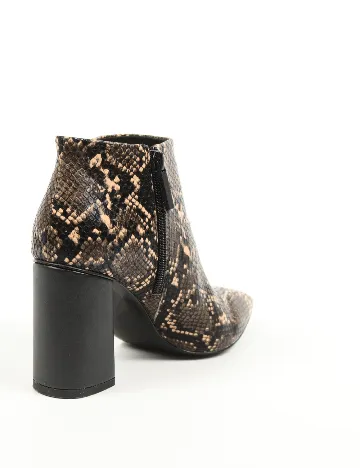 Botine Kendall&Kylie, imprimeu sarpe Animal print