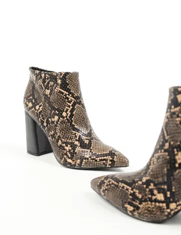 Botine Kendall&Kylie, imprimeu sarpe Animal print