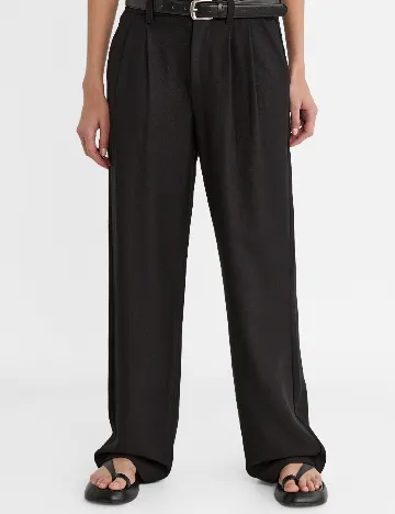 Pantaloni Stradivarius, negru Negru