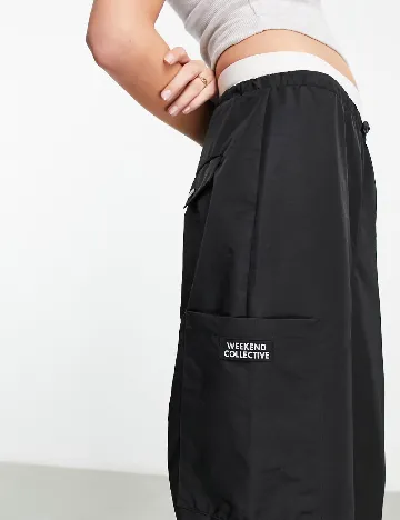 Pantaloni ASOS, negru Negru