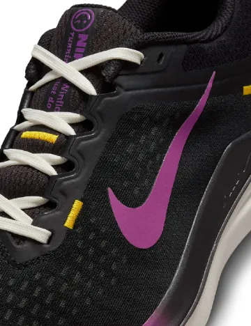 Adidasi Nike, negru