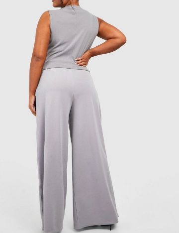 Pantaloni Boohoo Plus Size, gri