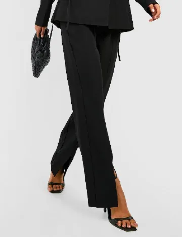 Pantaloni Boohoo, negru Negru