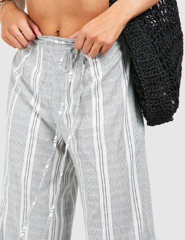 Pantaloni Boohoo, gri