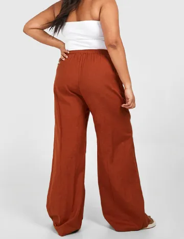 Pantaloni Boohoo Plus Size, caramiziu Maro