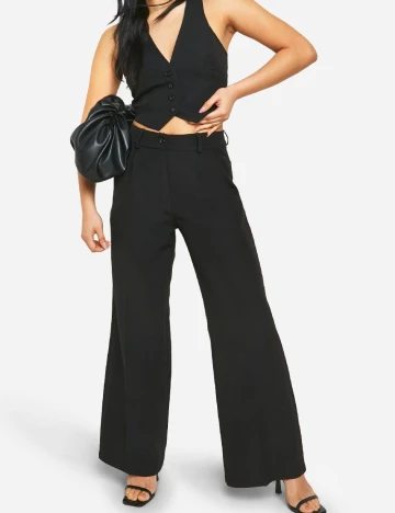 Pantaloni Boohoo, negru Negru