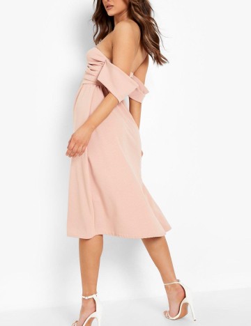 Rochie medie Boohoo, roz