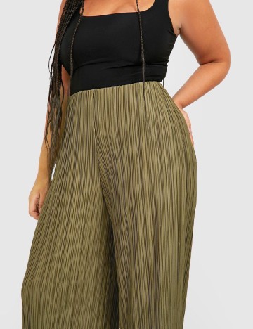 Pantaloni Boohoo Plus Size, kaki