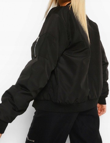 Geaca Oversize Boohoo, negru