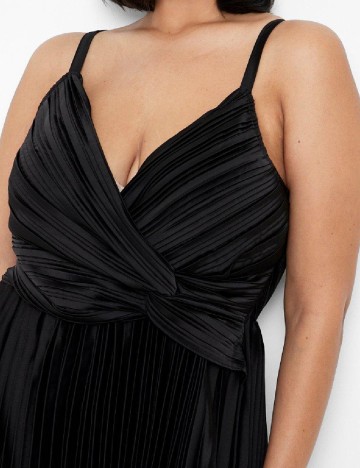 Rochie medie Boohoo Plus Size, negru