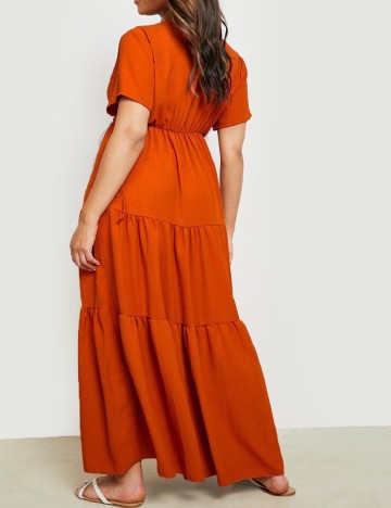 Rochie lunga Boohoo Plus Size, caramiziu