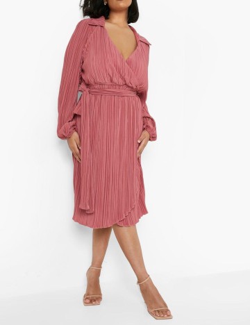 Rochie medie Boohoo Plus Size, roz