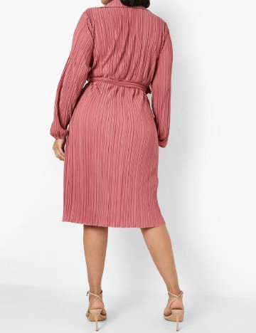 Rochie medie Boohoo Plus Size, roz