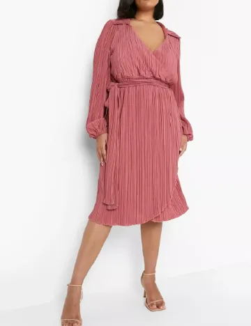 Rochie medie Boohoo Plus Size, roz Roz