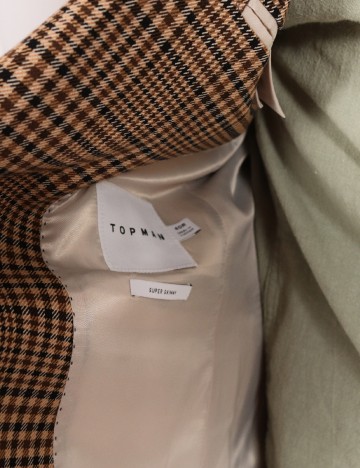 Sacou Topman, maro