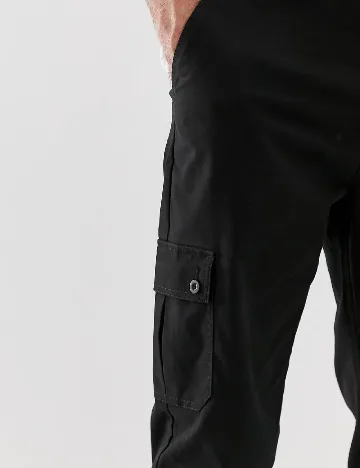 Pantaloni ASOS, negru Negru