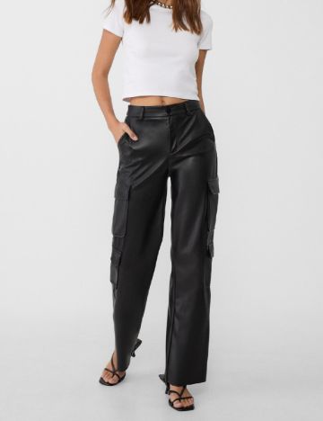 Pantaloni Stradivarius, negru