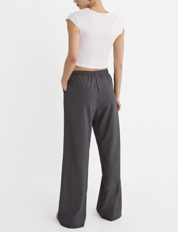 Pantaloni Stradivarius, gri