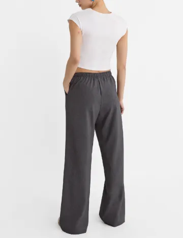 Pantaloni Stradivarius, gri Gri