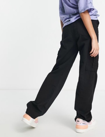 Pantaloni Stradivarius, negru