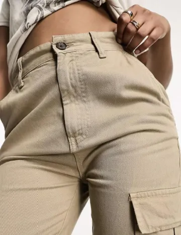 Pantaloni Stradivarius, bej Crem