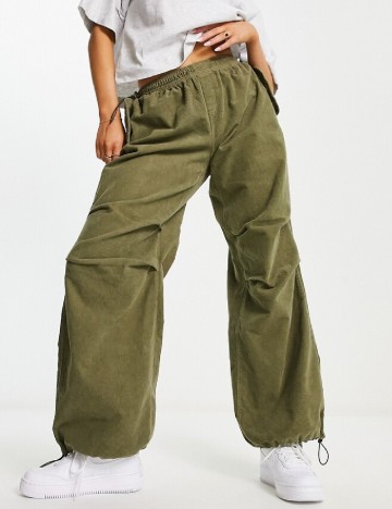 Pantaloni Bershka, verde