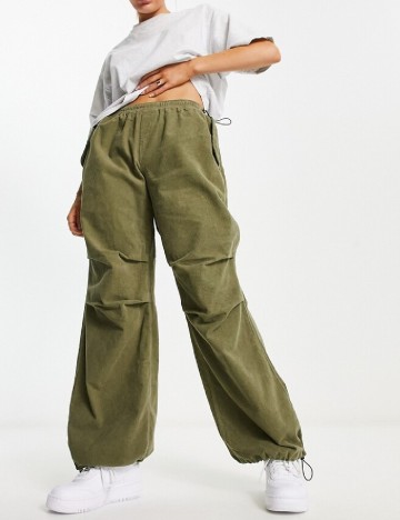 Pantaloni Bershka, verde