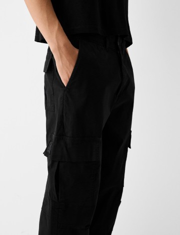 Pantaloni Bershka, negru