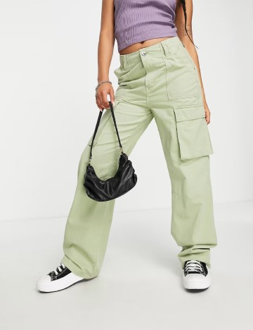 Pantaloni Bershka, verde