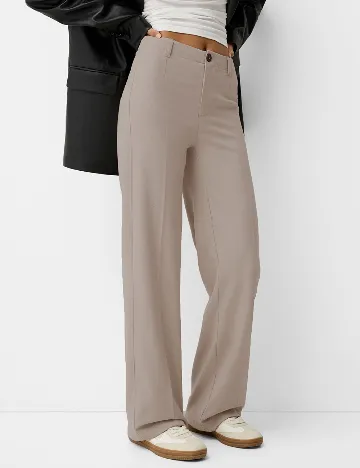 Pantaloni Bershka, bej Crem