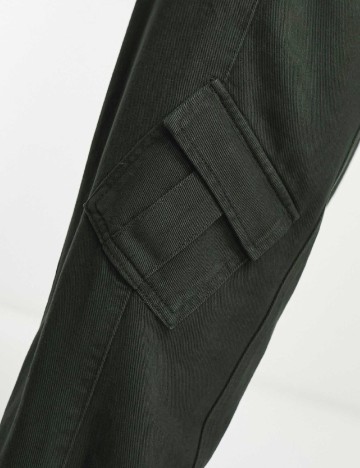 Pantaloni Reclaimed Vintage, verde inchis