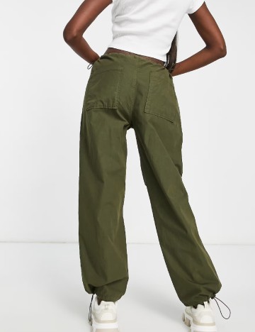 Pantaloni Stradivarius, verde