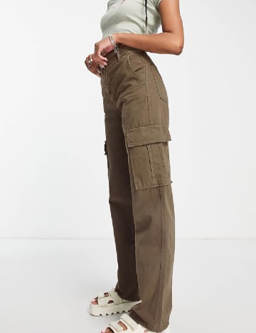 Pantaloni Stradivarius, kaki