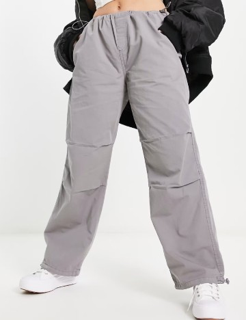 Pantaloni Stradivarius, gri