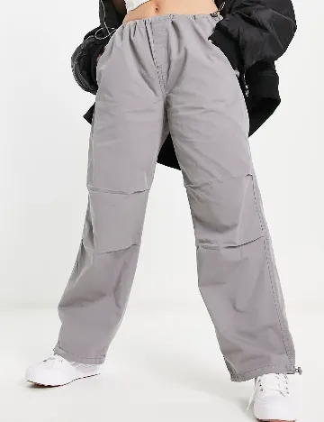 Pantaloni Stradivarius, gri Gri