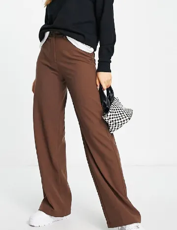 Pantaloni Bershka, maro Maro