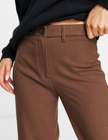 Pantaloni Bershka, maro