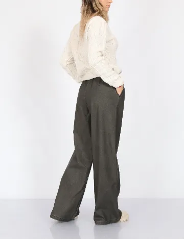 Pantaloni Stradivarius, gri Gri