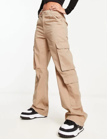 Pantaloni Bershka, maro Maro