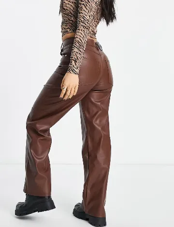 Pantaloni Bershka, maro Maro