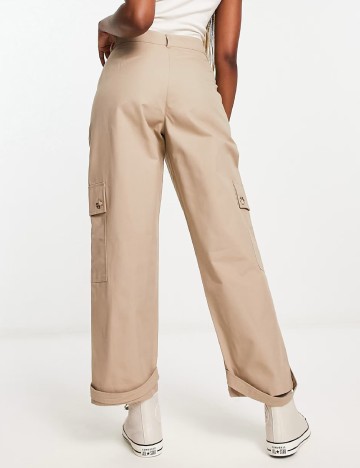 Pantaloni Stradivarius, bej