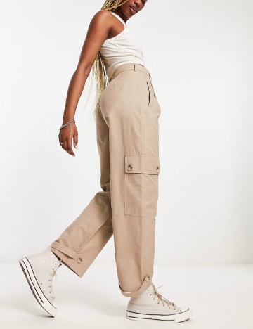 Pantaloni Stradivarius, bej