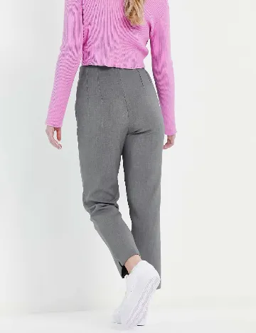 Pantaloni Stradivarius, gri Gri