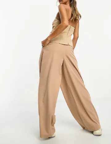 Pantaloni ASOS, maro Crem