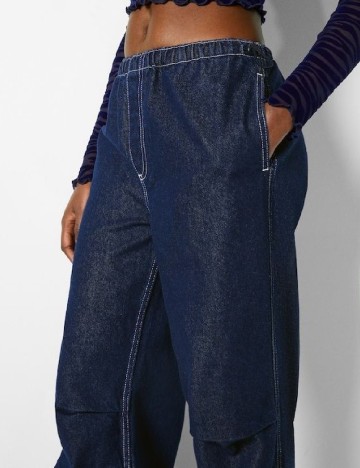 Pantaloni Bershka, bleumarin