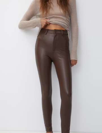 Pantaloni Pull&Bear, maro