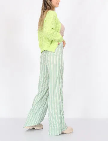 Pantaloni ASOS, verde Verde