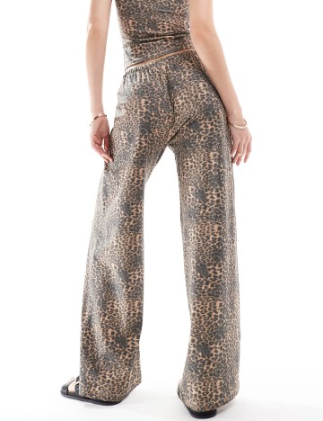 Pantaloni ASOS, animal print